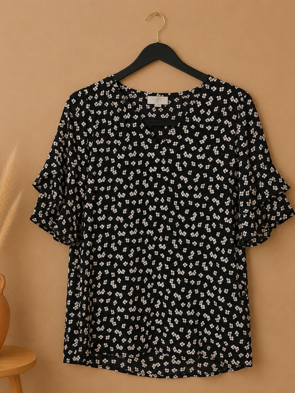 LOFT Black White Floral Ruffle Sleeve Blouse